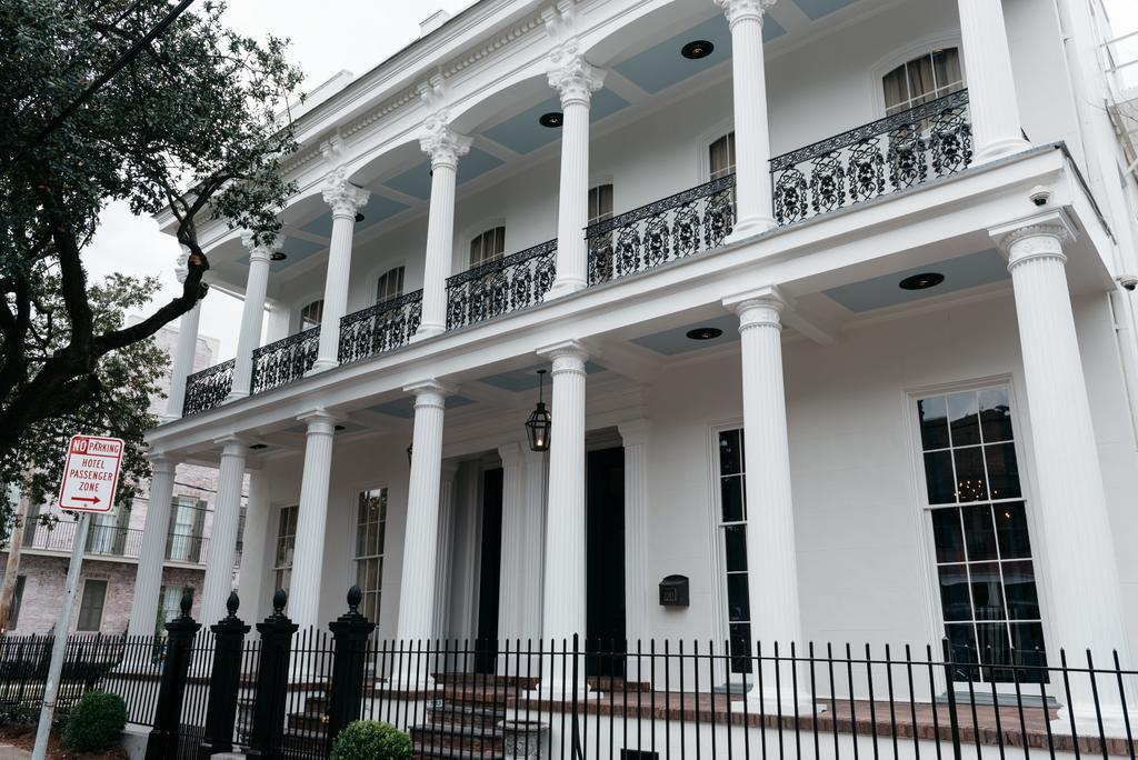Henry Howard Hotel New Orleans Bagian luar foto