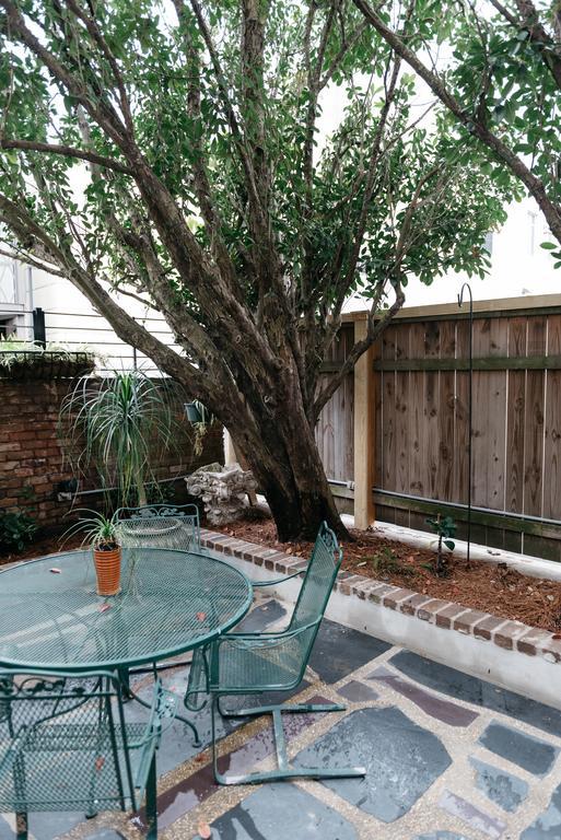 Henry Howard Hotel New Orleans Bagian luar foto