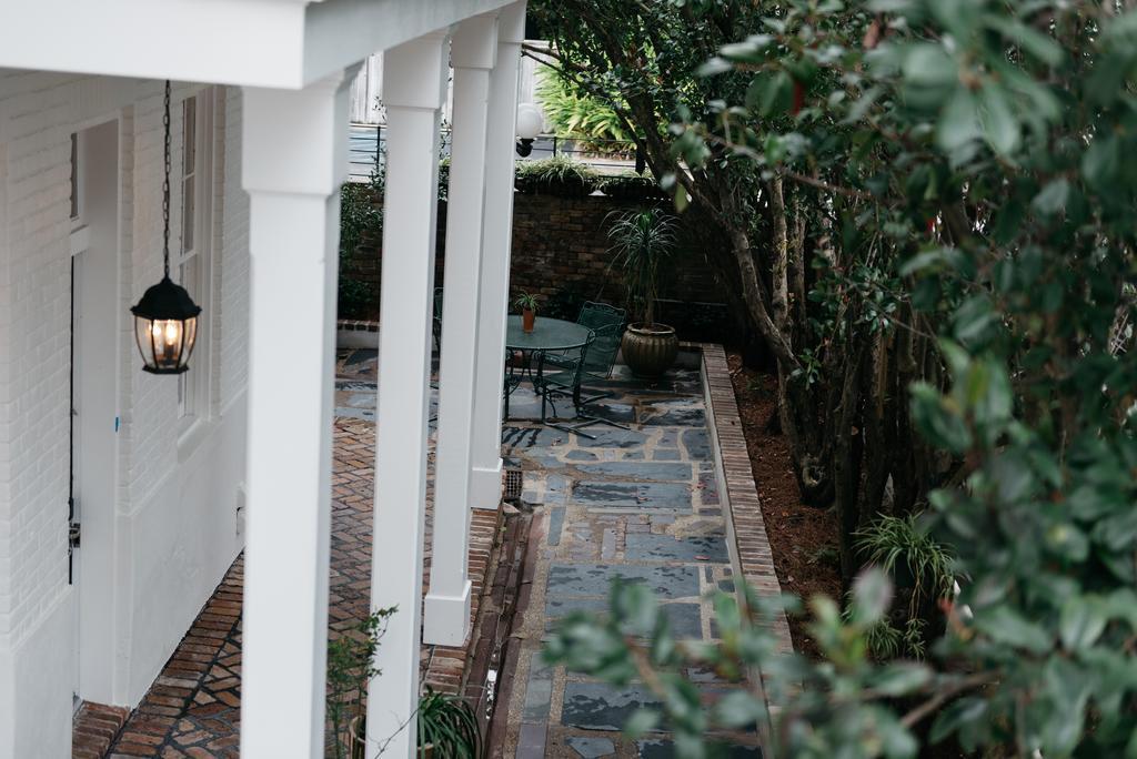 Henry Howard Hotel New Orleans Bagian luar foto